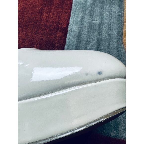 Guess Beige Tan Faux Leather Stilettos Heels Pumps Women's Size 8.5M - Picture 13 of 16